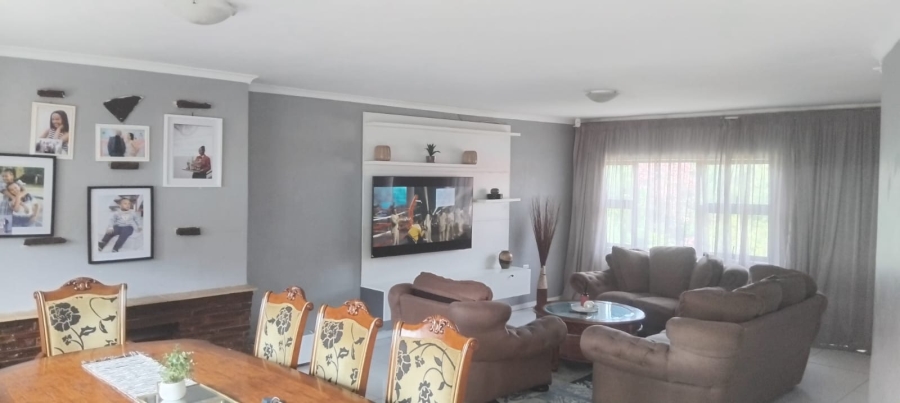 4 Bedroom Property for Sale in Headlands Eastern Cape